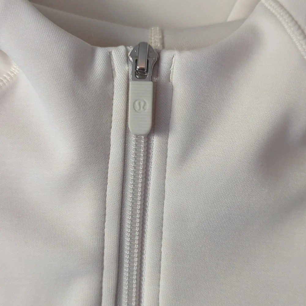 NWOT!! Lululemon Softstreme Full Zip Hoodie - Light Ivory - Size 8 - Picture 5 of 8